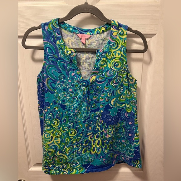 🌺 LILLY PULITZER - Essie Top - Sea Blue Lilly’s Lagoon - Women’s Size M - EUC - Picture 2 of 4